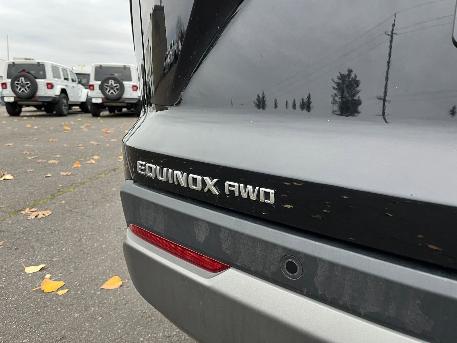 Used 2025 Chevrolet Equinox LT image 17