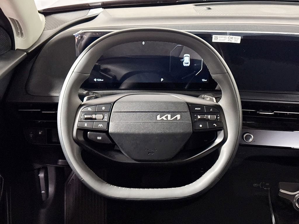 New 2025 Kia EV6 Light w/ Light LR Technology Package image 13