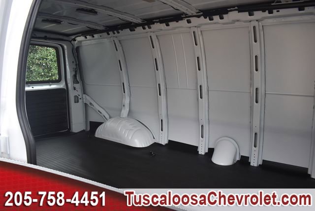 New 2025 Chevrolet Express 2500 Extended w/ Enhanced Convenience Package RWD image 13
