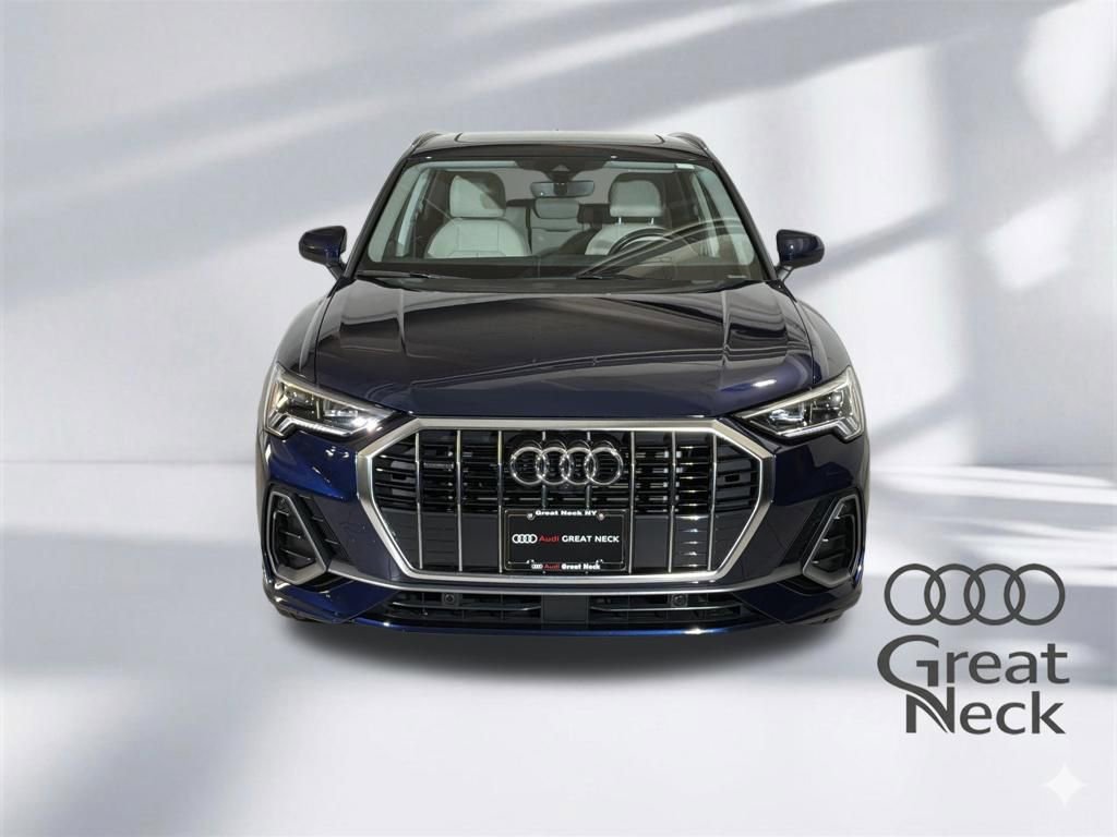 Used 2023 Audi Q3 2.0T Premium Plus w/ Premium Plus Package AWD/4WD image 21