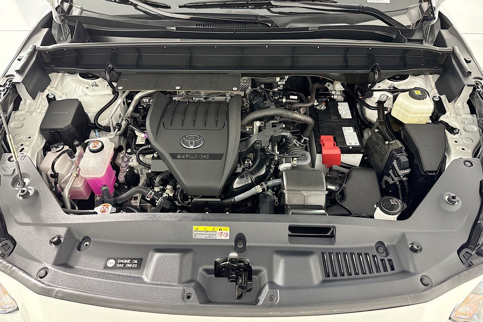 Used 2024 Toyota Highlander XLE image 10