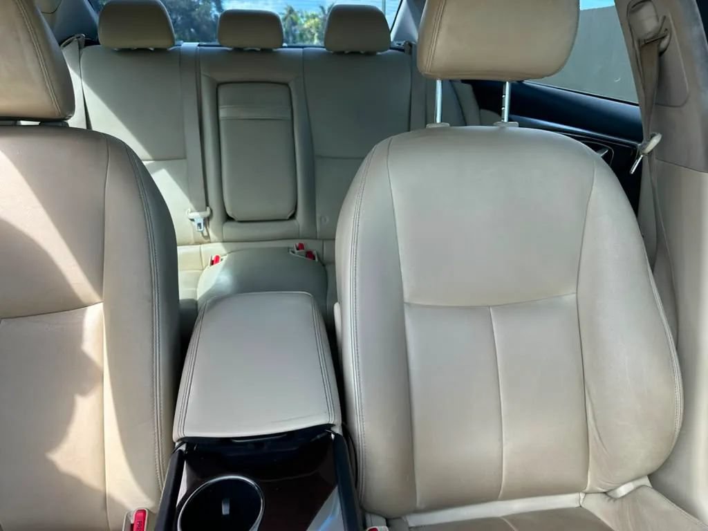 Used 2018 INFINITI Q50 Luxe AWD/4WD image 18