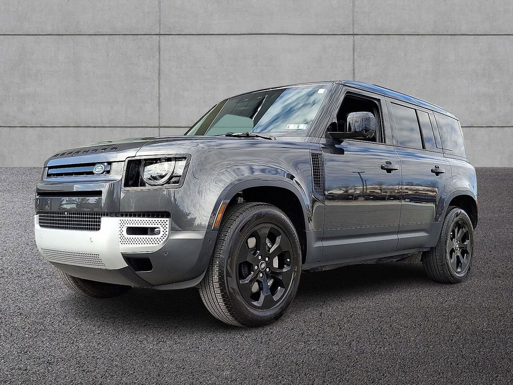 Used 2025 Land Rover Defender 110 S image 1