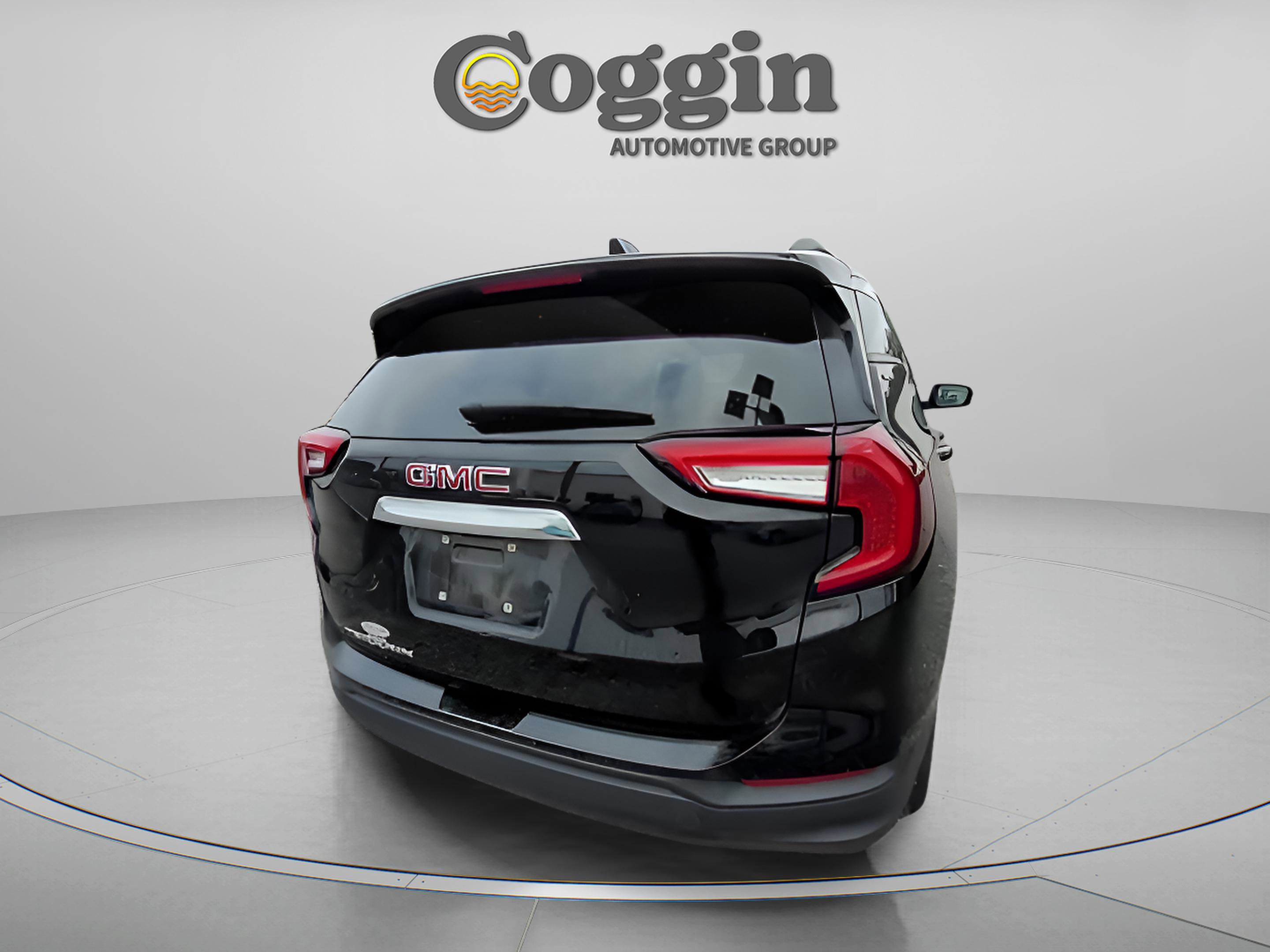 Used 2022 GMC Terrain SLE w/ Driver Convenience Package image 10