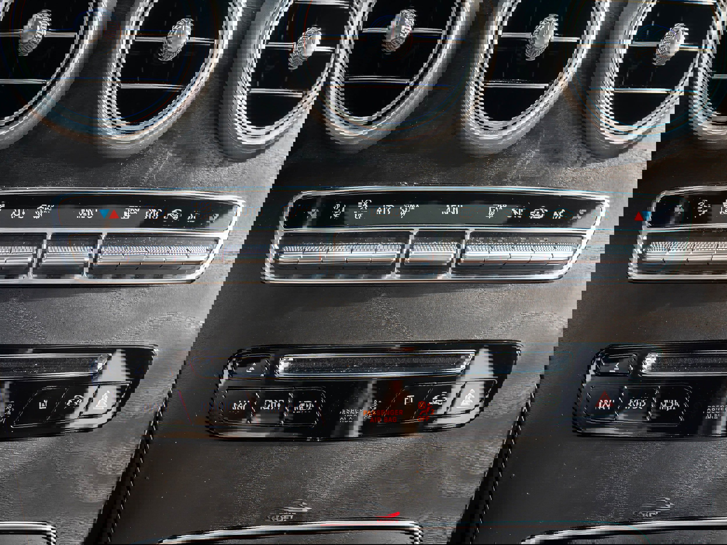 Used 2017 Mercedes-Benz GLC 300 4MATIC image 31