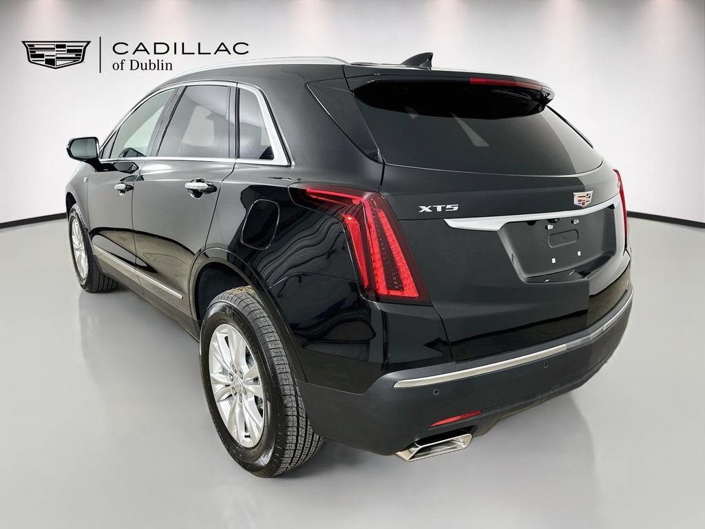 New 2026 Cadillac XT5 Luxury w/ LPO, Floor Liner Package FWD image 7