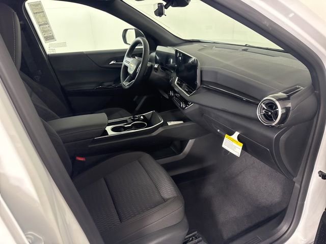 New 2026 Chevrolet Equinox LT w/ Safety and Technology Package FWD image 16