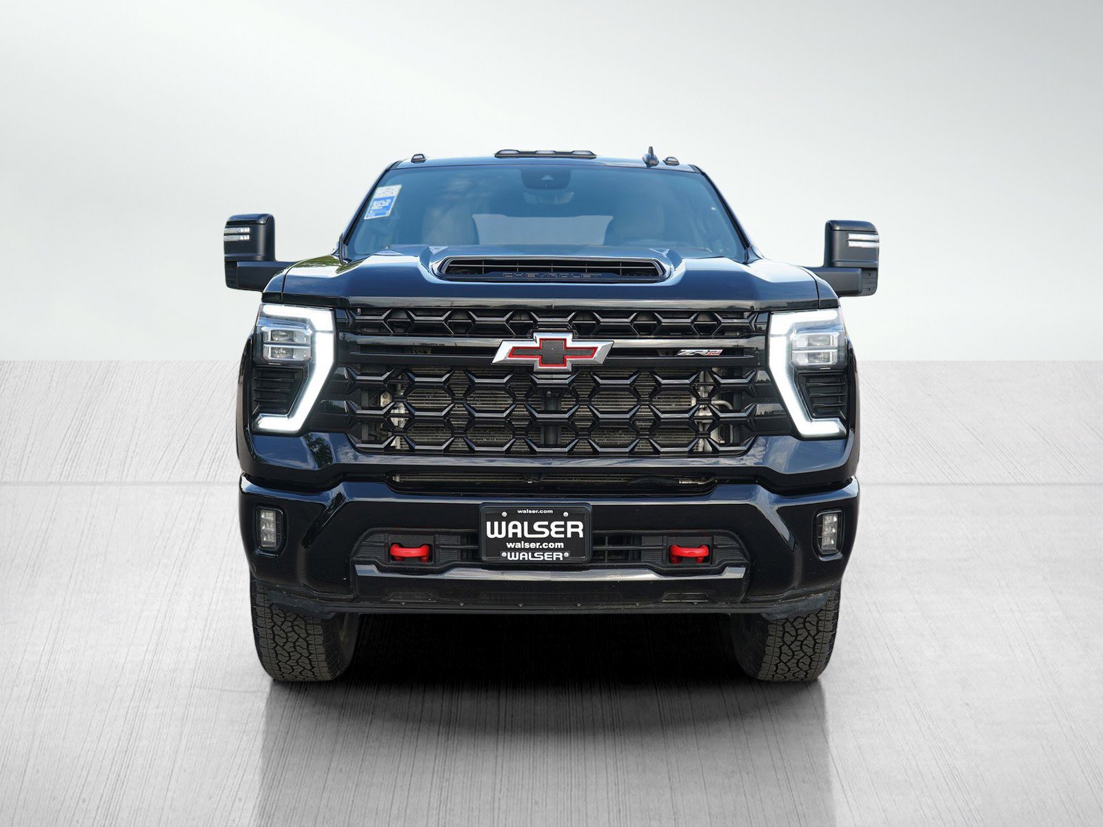 Used 2024 Chevrolet Silverado 2500 ZR2 w/ Technology Package image 8