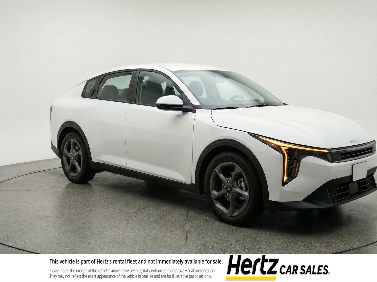 Used 2025 Kia K4 LXS image 1