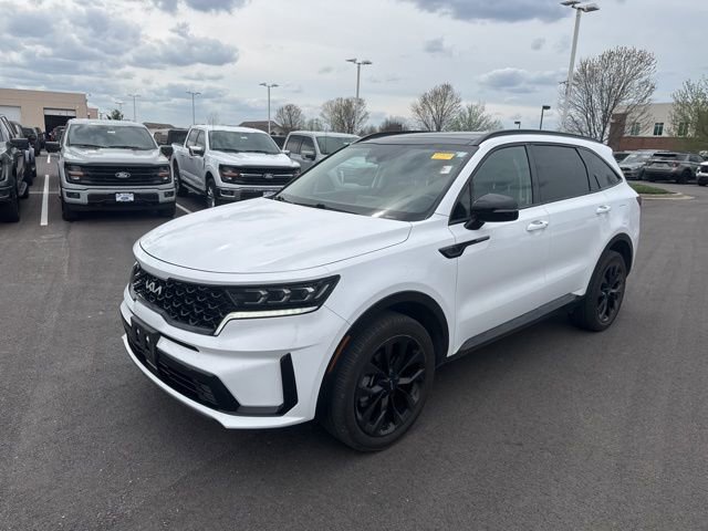 Used 2022 Kia Sorento SX image 3
