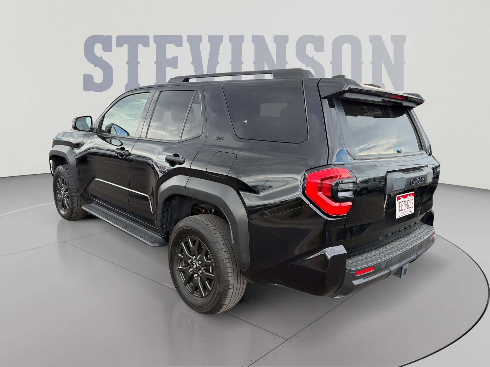 Used 2025 Toyota 4Runner SR5 AWD/4WD image 3