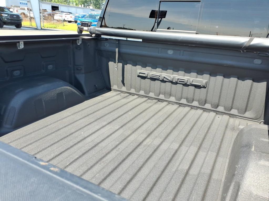 Used 2020 GMC Sierra 1500 Denali w/ Denali Ultimate Package AWD/4WD image 16