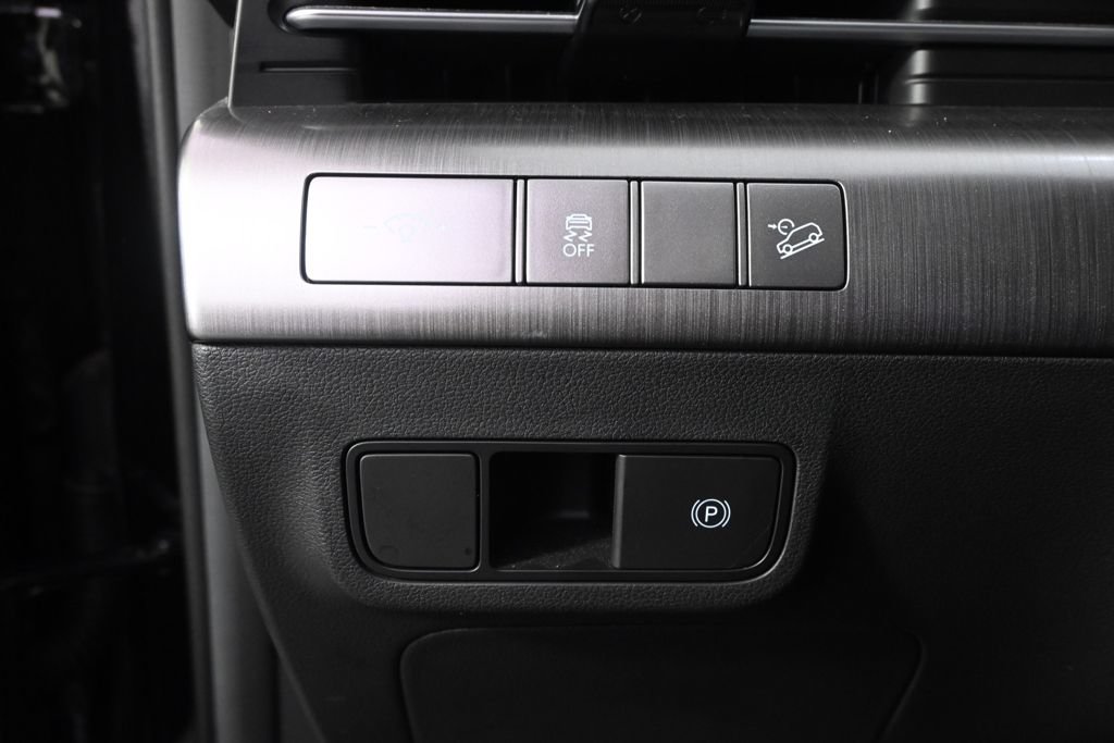 Used 2024 Hyundai Kona SEL w/ Convenience Package AWD/4WD image 24