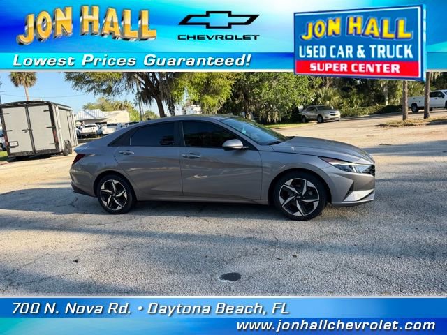 Used 2023 Hyundai Elantra SEL w/ Convenience Package image 13