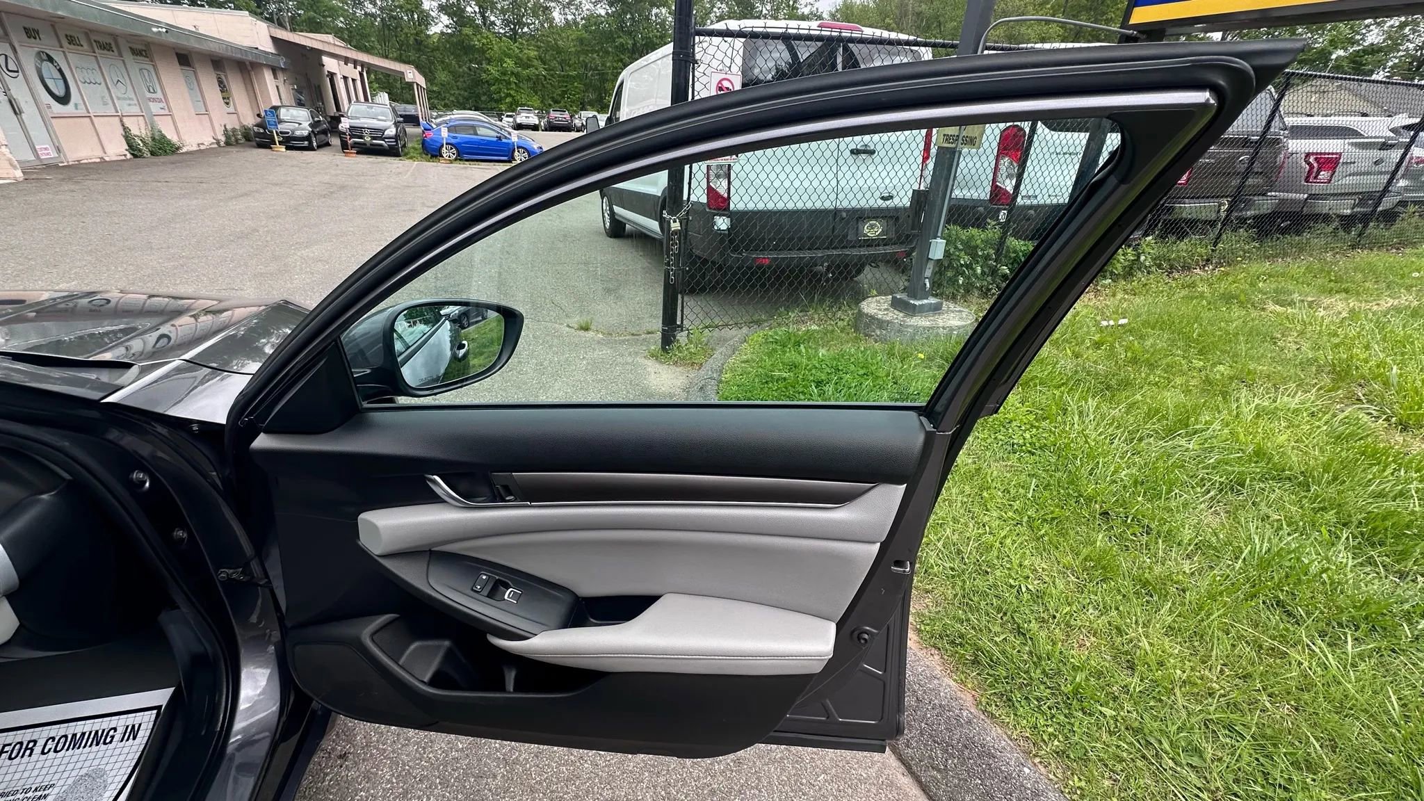 Used 2020 Honda Accord LX image 34