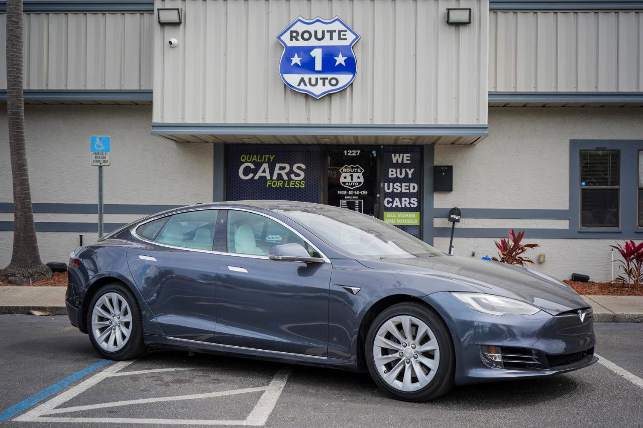 Used 2018 Tesla Model S 75D image 4