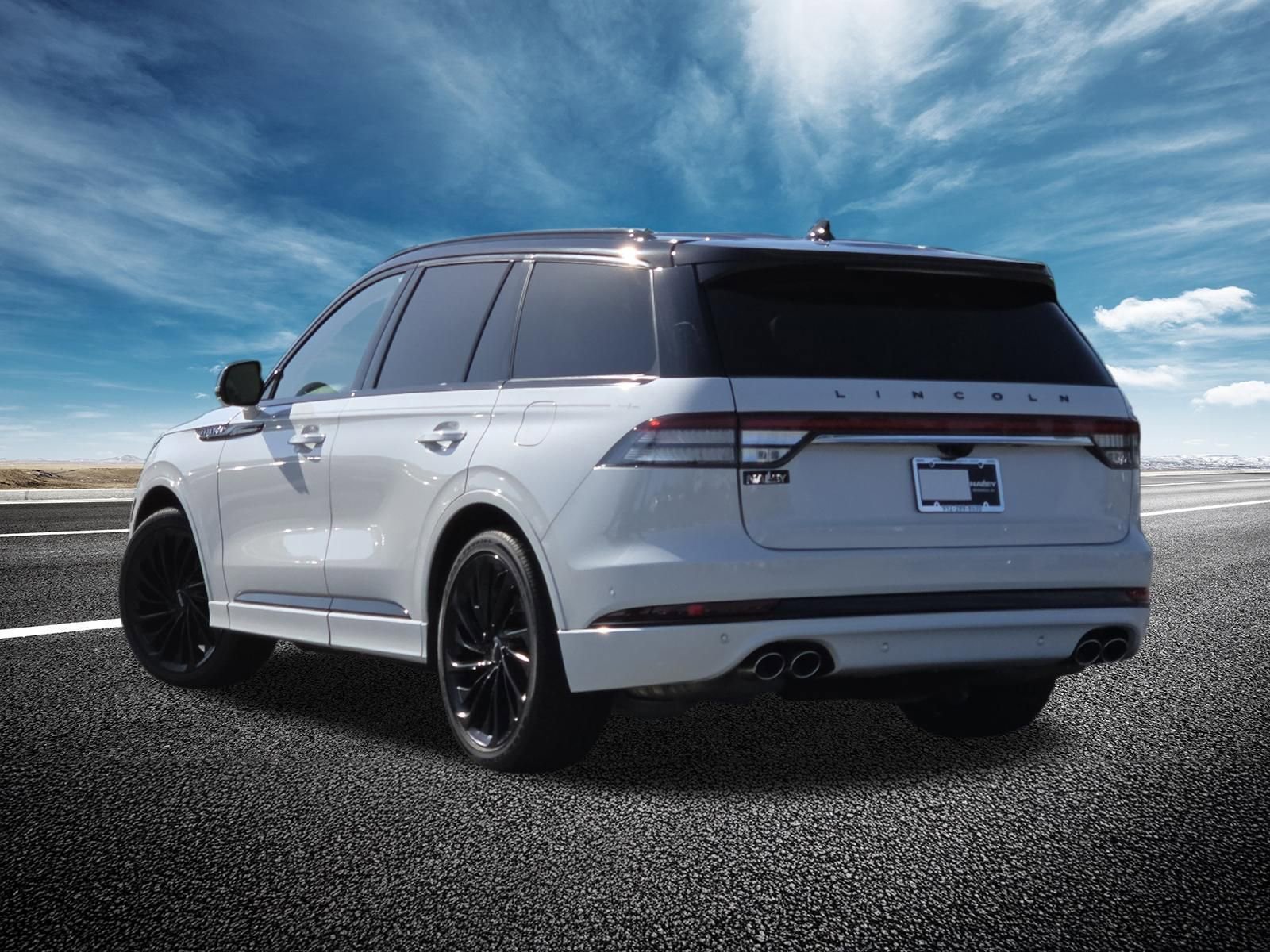 Used 2024 Lincoln Aviator Black Label AWD/4WD image 19