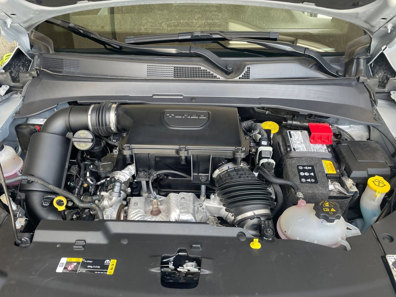 Used 2025 Jeep Compass Limited image 33