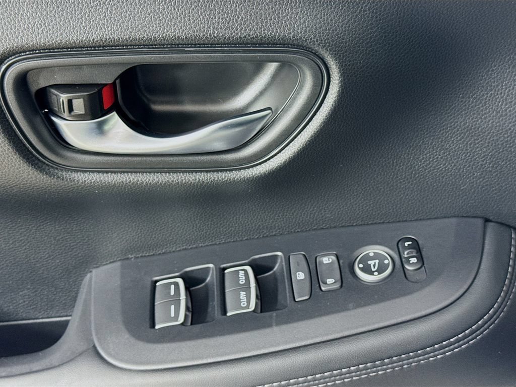 Certified 2026 Honda HR-V EX-L image 23