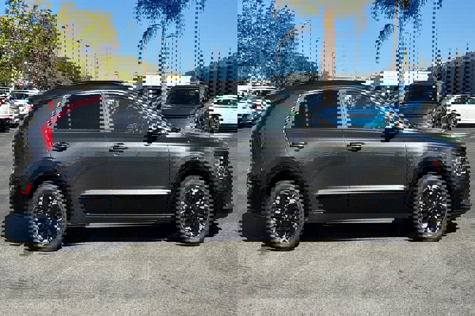 New 2026 Kia Niro Wind image 3