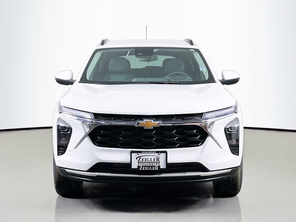 New 2026 Chevrolet Trax LT w/ Driver Confidence Package image 2