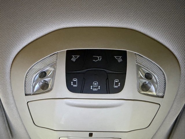 Used 2024 Chrysler Pacifica Touring-L w/ Road Tripper Package image 47