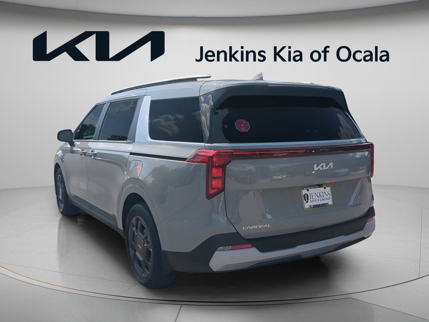 Certified 2026 Kia Carnival EX FWD image 5