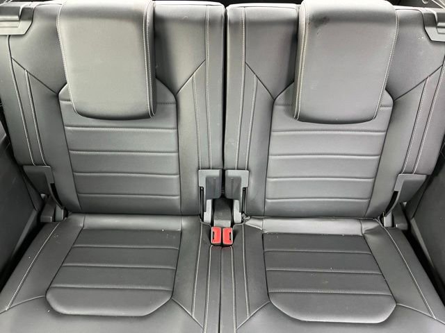 Used 2023 Volkswagen Atlas SEL Premium AWD/4WD image 18