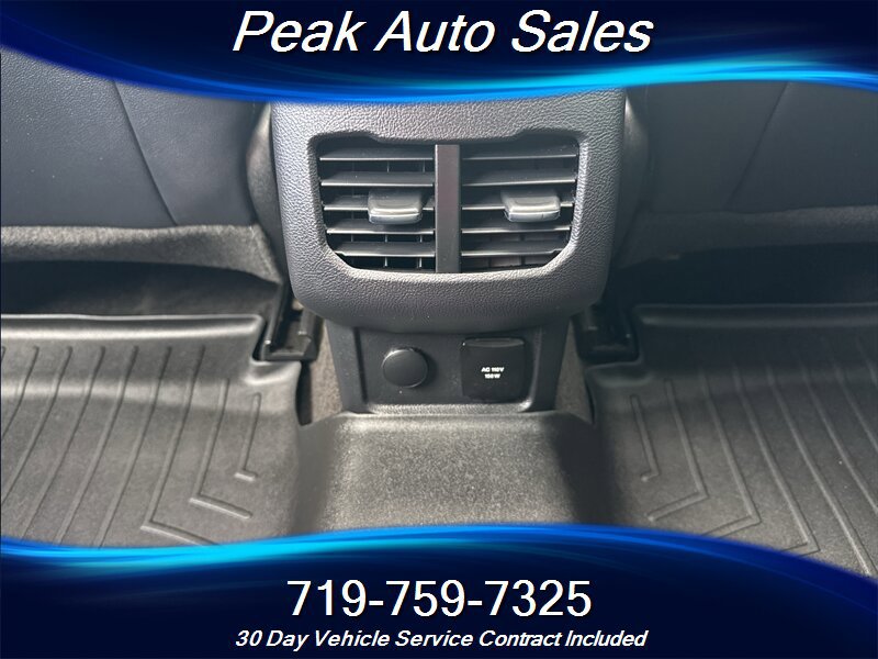Used 2018 Ford Fusion SE w/ Equipment Group 602A FWD image 31