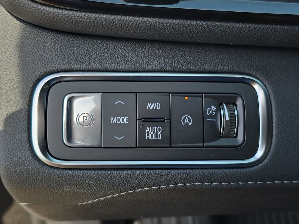 New 2026 Buick Enclave Sport Touring w/ LPO, Floor Liner Package AWD/4WD image 28
