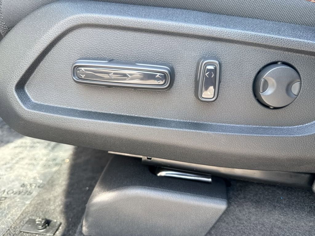 New 2026 Honda Pilot Sport image 14