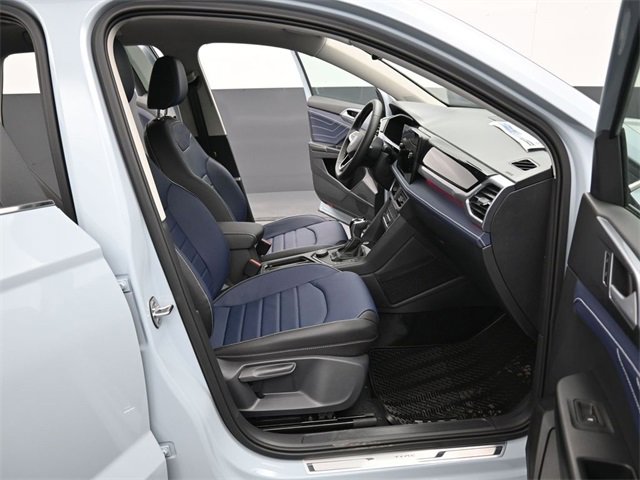 New 2026 Volkswagen Taos SEL image 14