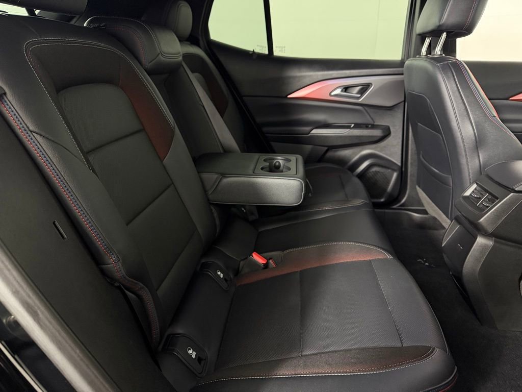 Used 2024 Chevrolet Equinox EV RS image 30