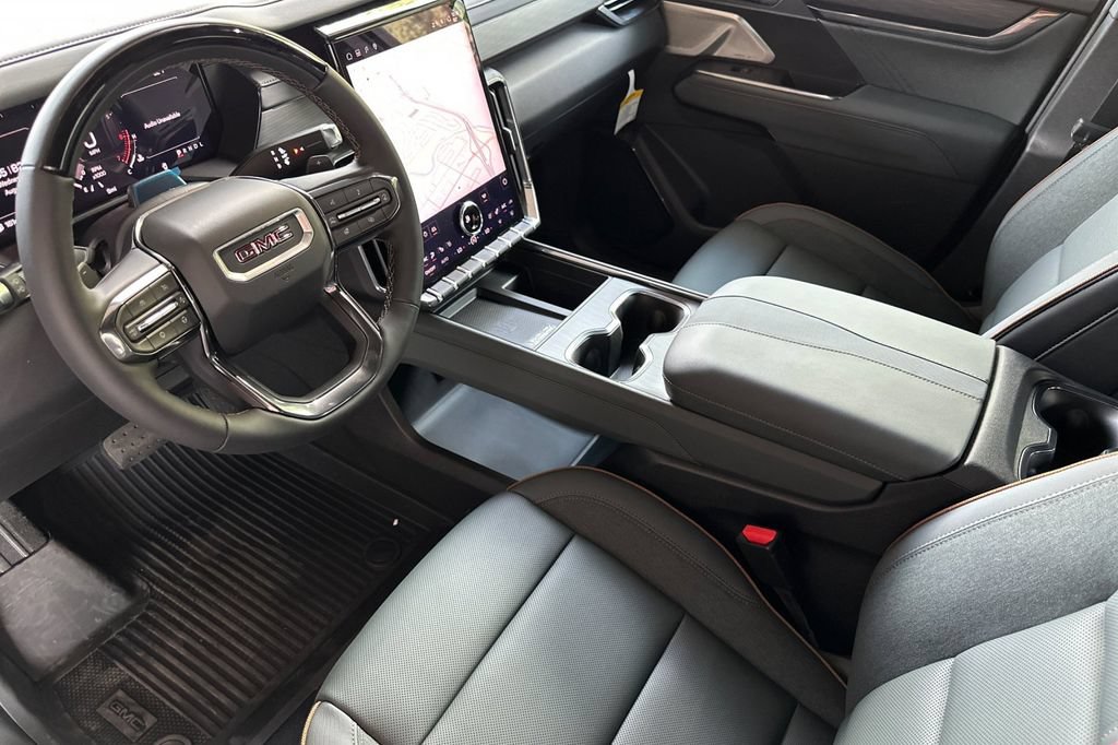 New 2027 GMC Acadia AT4 w/ AT4 Reserve Package AWD/4WD image 4