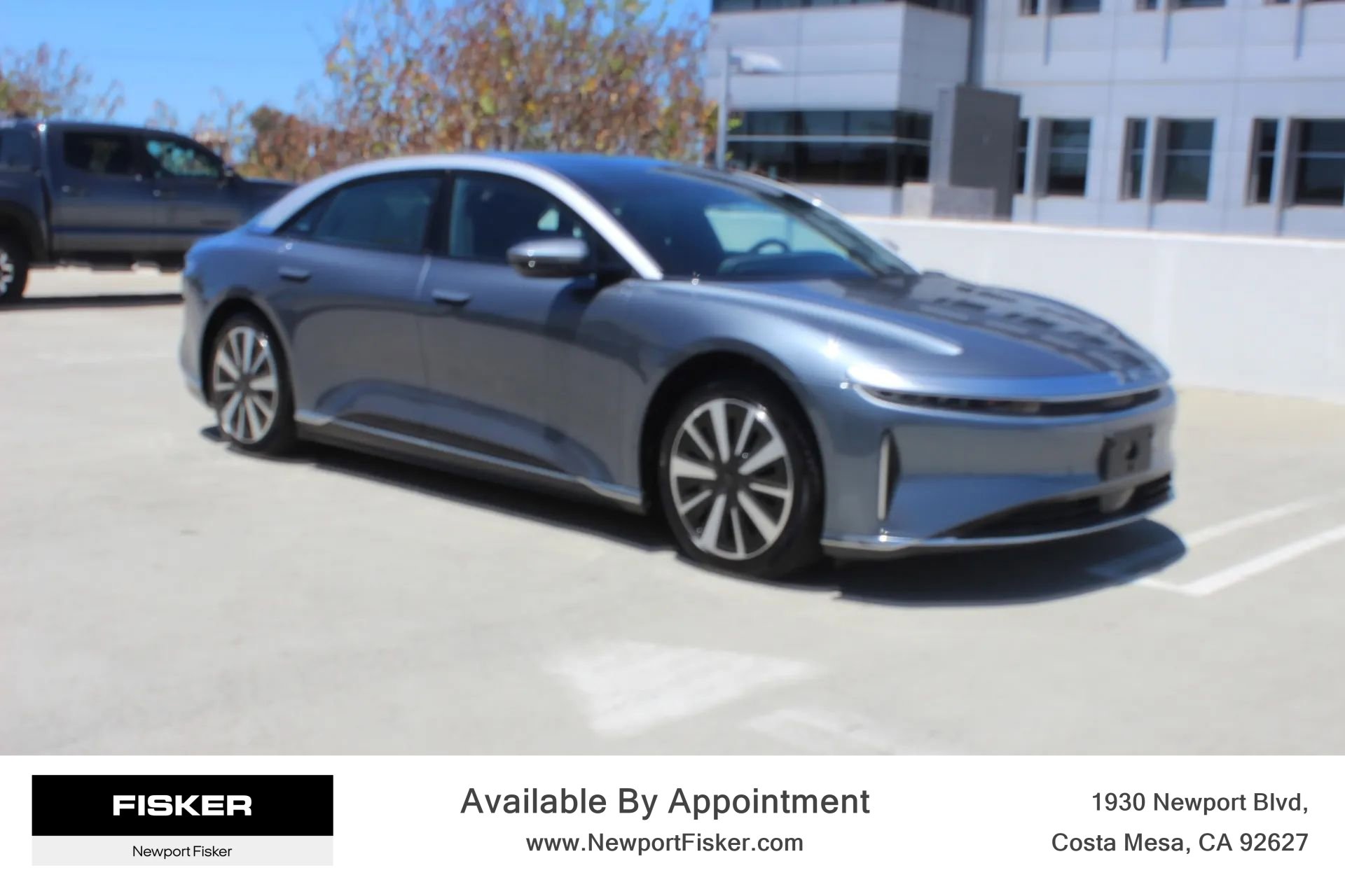 Used 2024 Lucid Air Touring AWD/4WD image 3