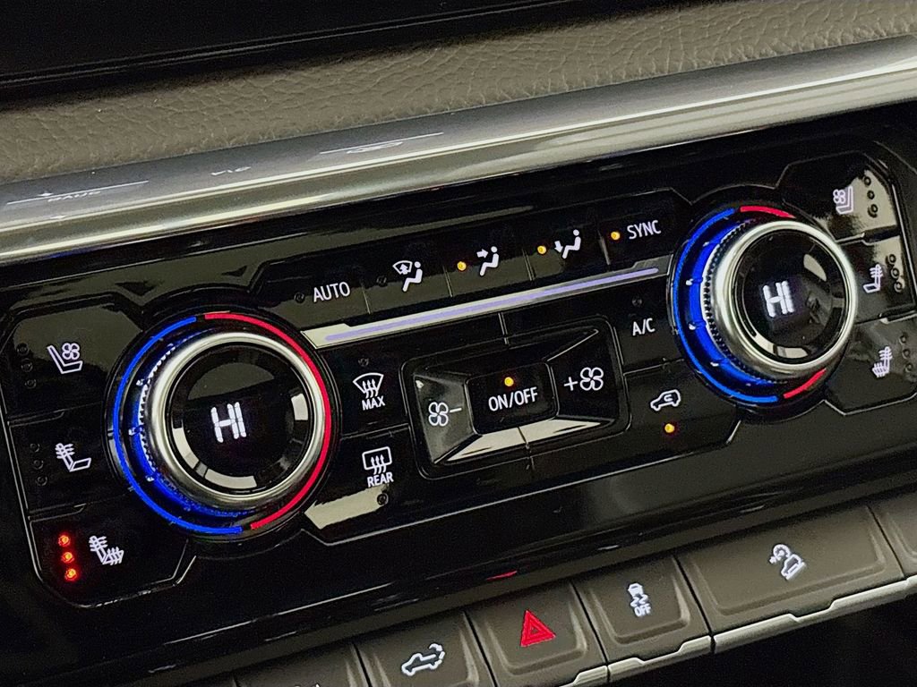 New 2026 GMC Sierra 3500 Denali w/ Denali Reserve Package image 16