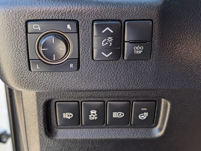 Used 2023 Lexus GX 460 Premium w/ Premium Package AWD/4WD image 22