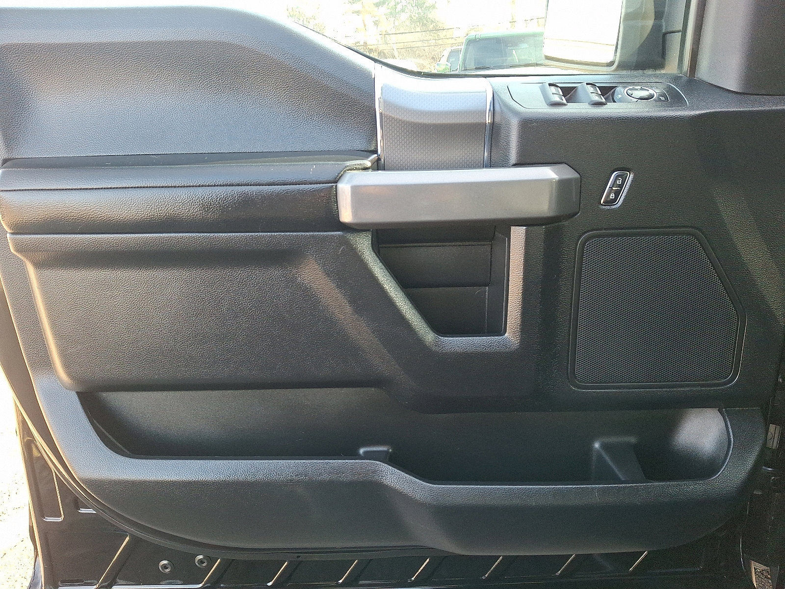 Certified 2017 Ford F150 XLT w/ Equipment Group 302A Luxury image 12