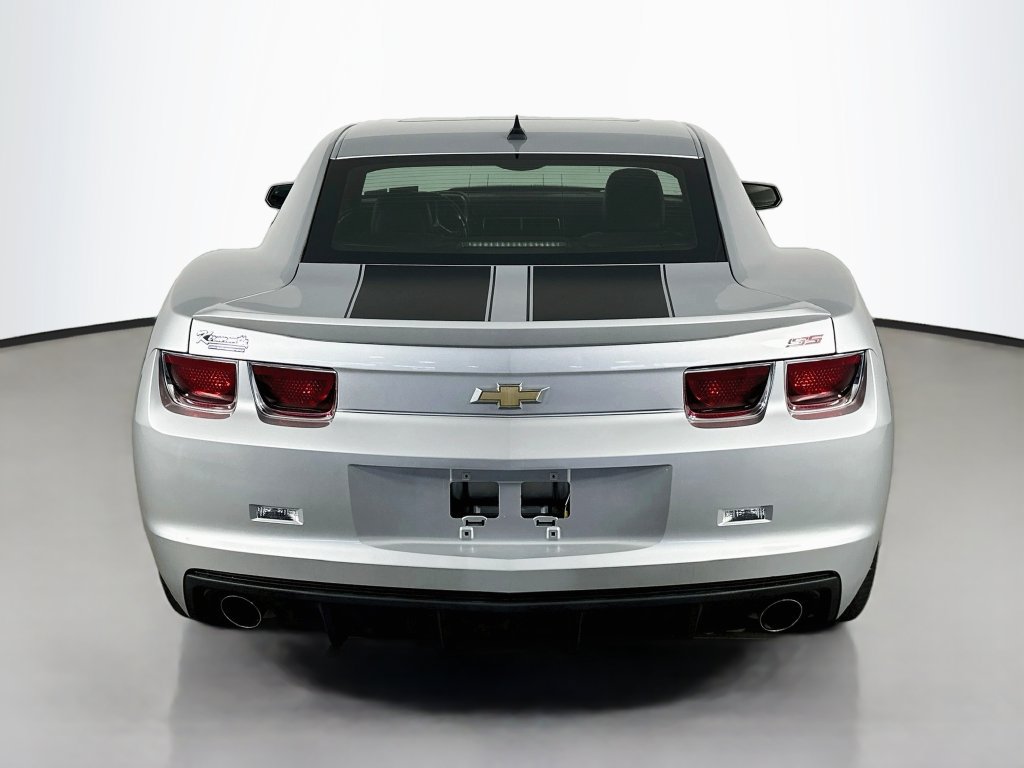 Used 2010 Chevrolet Camaro SS w/ RS Package RWD image 6