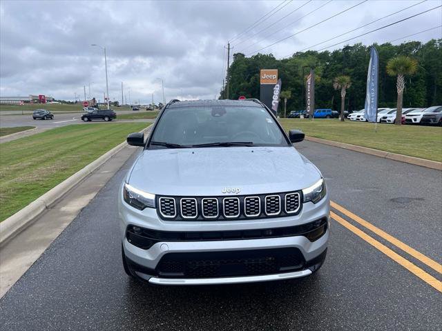 Certified 2025 Jeep Compass Limited w/ Elite Group AWD/4WD image 11