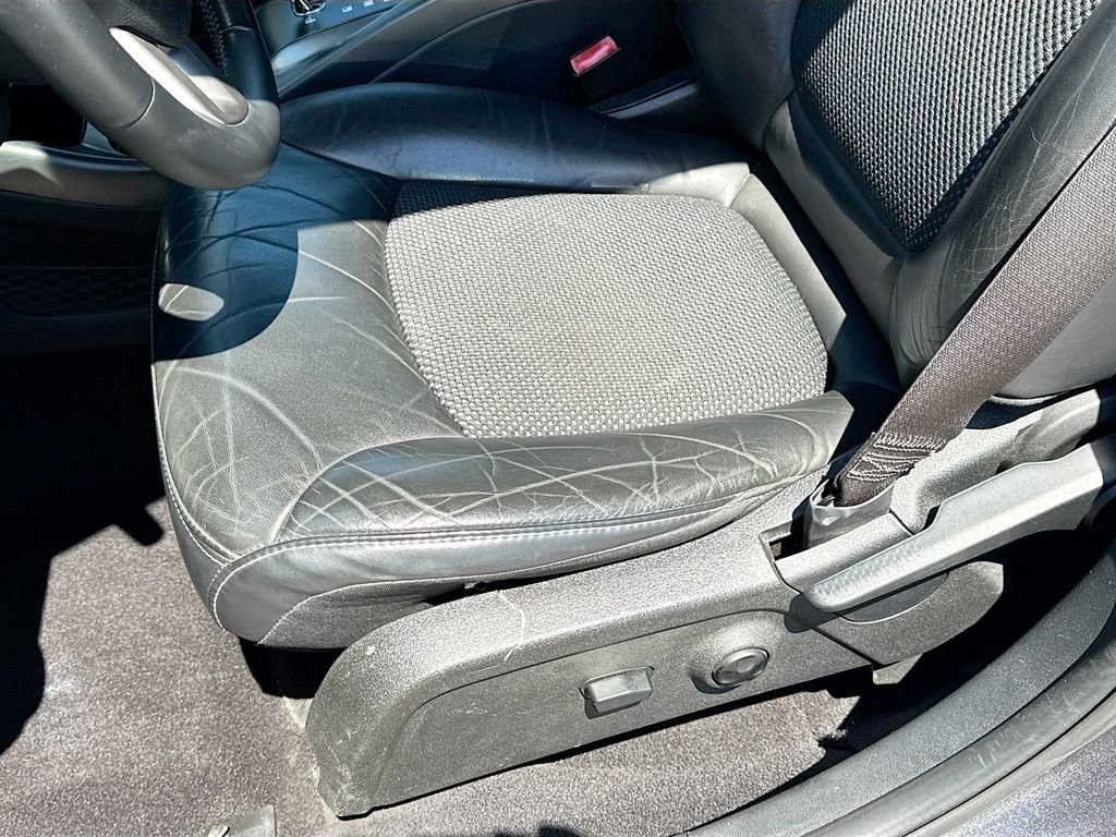 Used 2015 Dodge Journey Crossroad w/ Flexible Seating Group FWD image 23