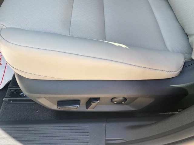 New 2026 Nissan Rogue SV w/ SV Premium Package image 18