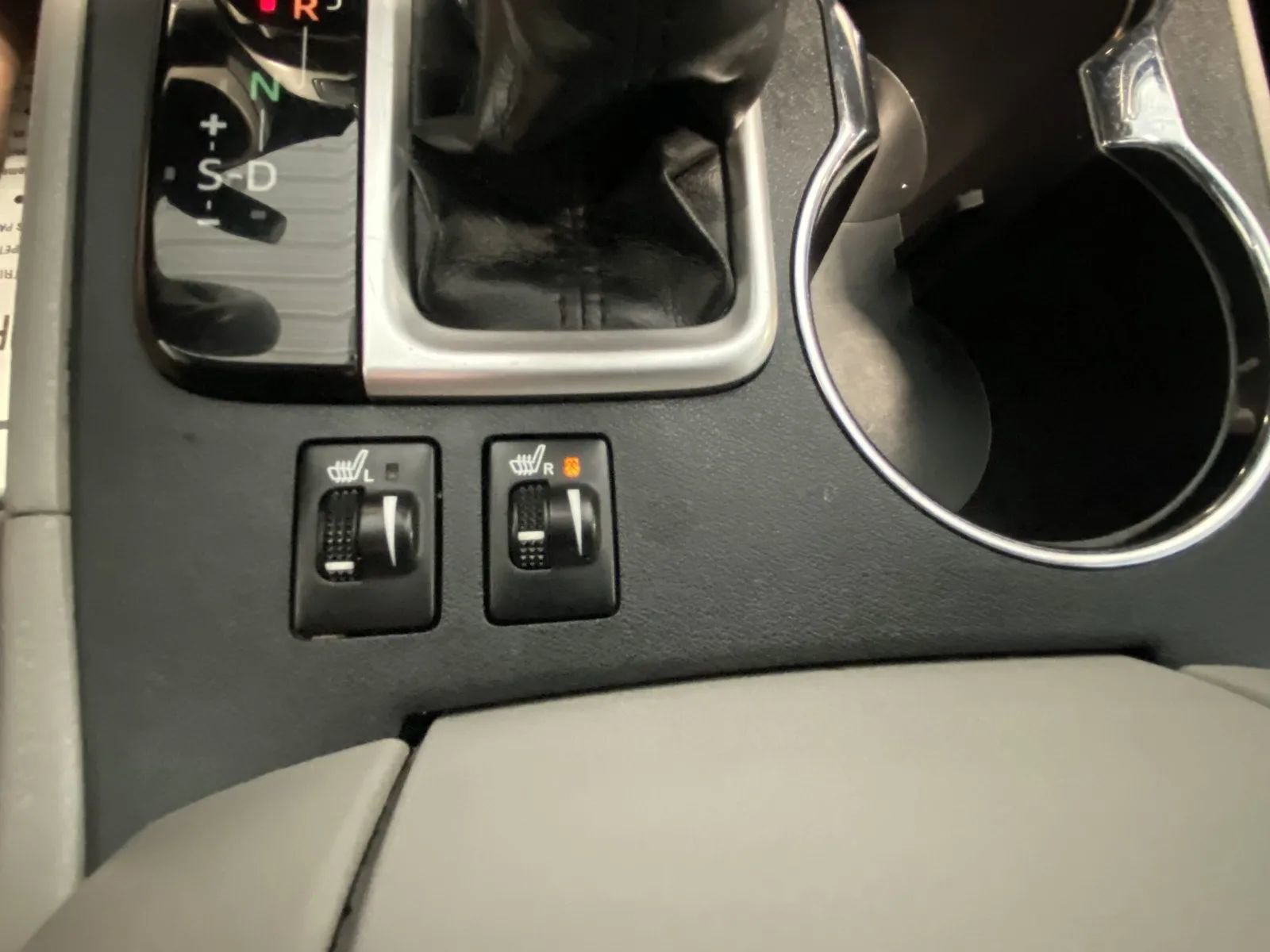 Used 2014 Toyota Highlander XLE AWD/4WD image 31