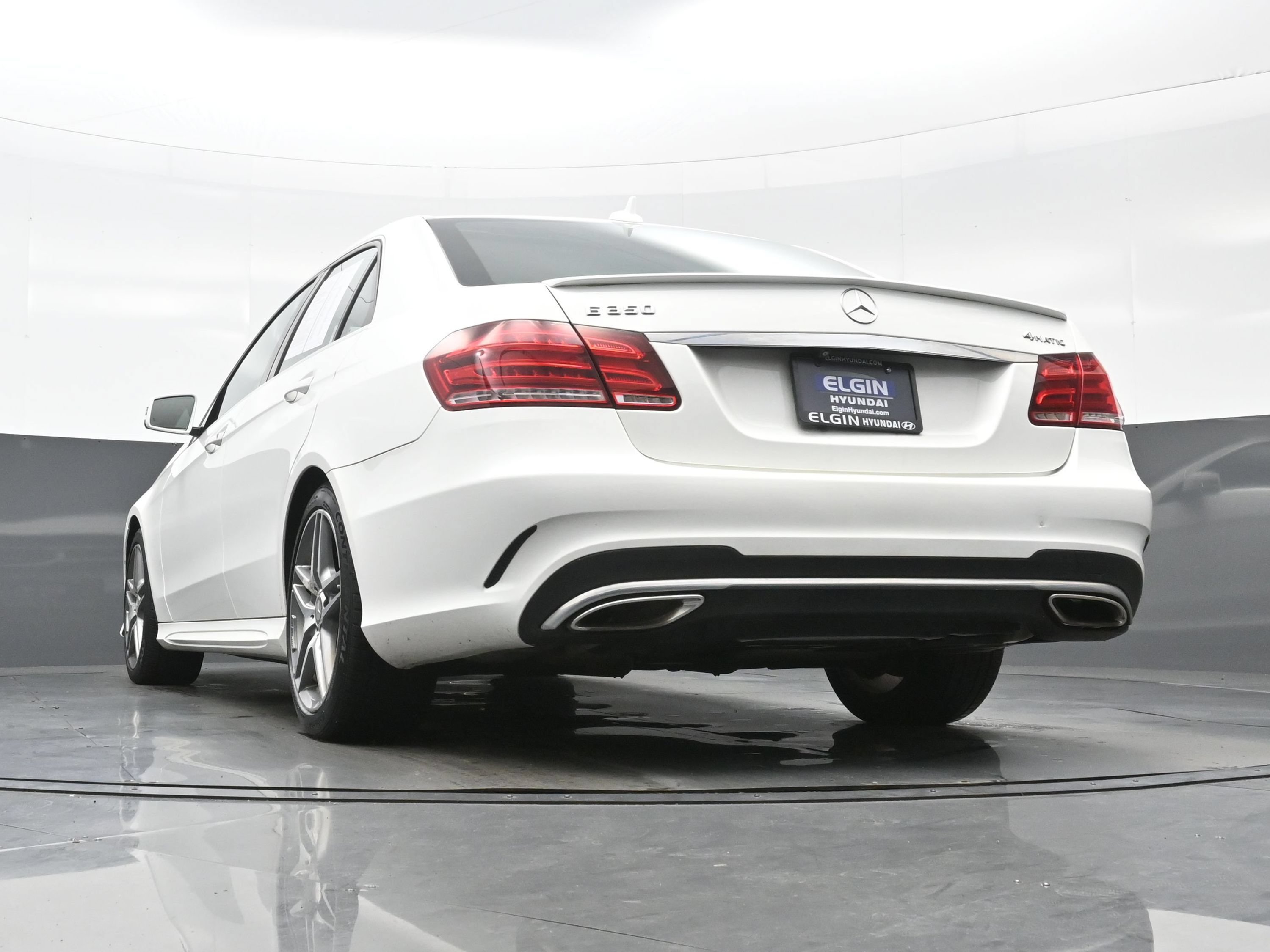 Used 2015 Mercedes-Benz E 350 4MATIC Sedan image 28