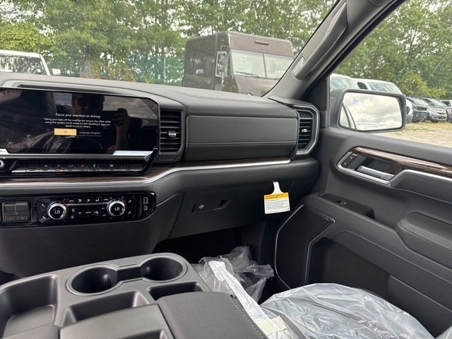 New 2026 GMC Sierra 1500 Elevation image 14