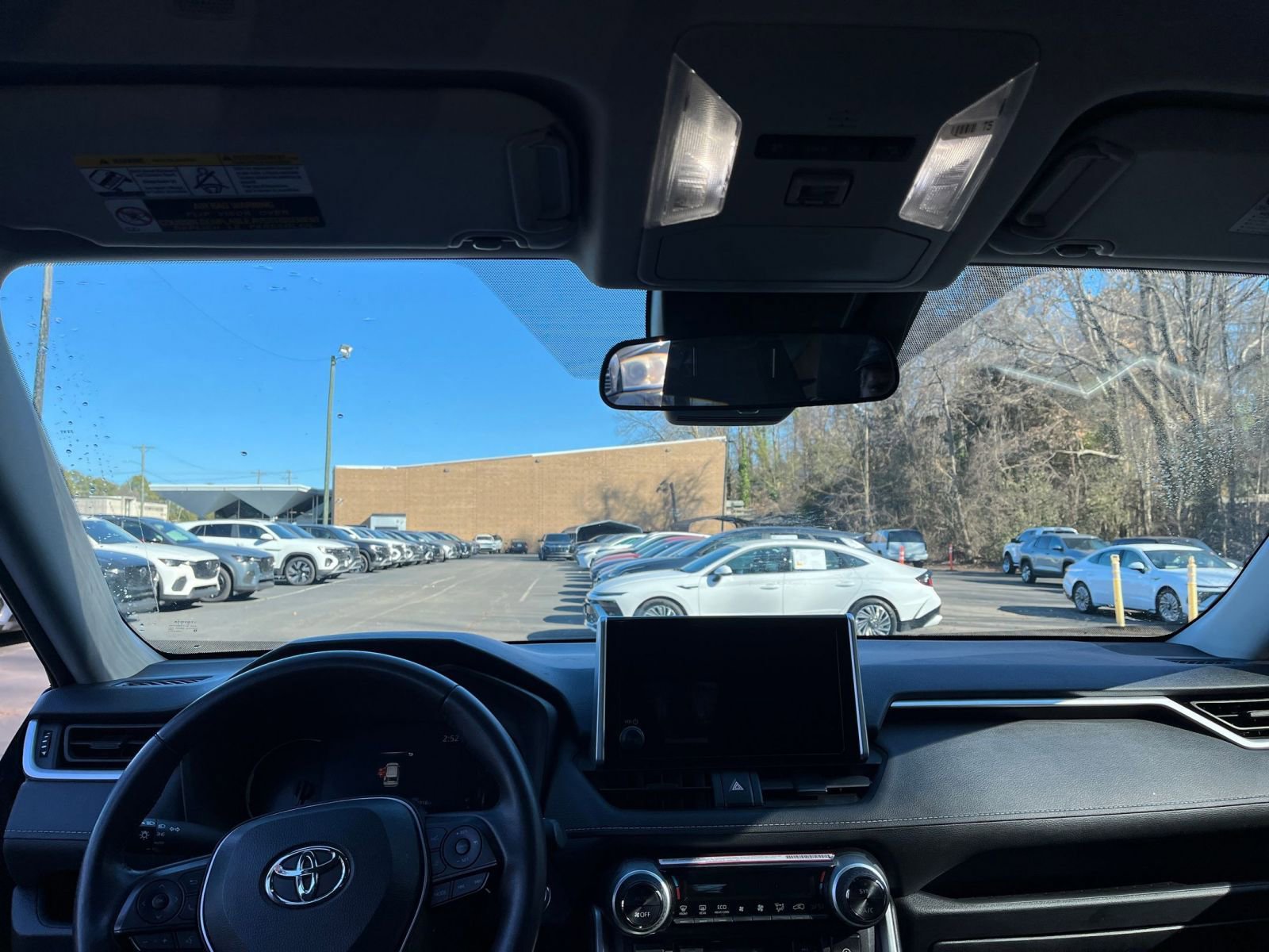 Used 2024 Toyota RAV4 XLE w/ Weather Package image 33