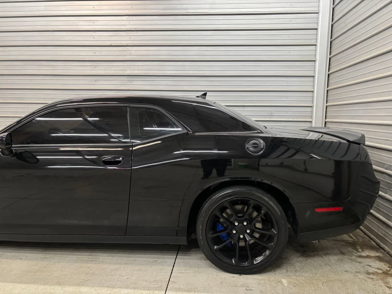 Used 2022 Dodge Challenger R/T Scat Pack RWD image 5