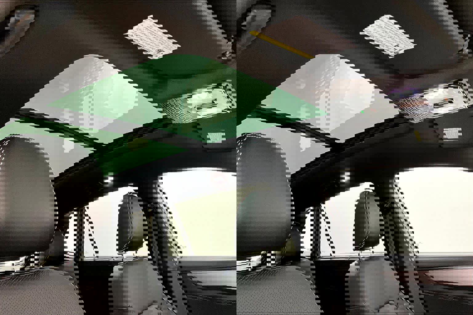 Used 2024 Volkswagen Atlas Cross Sport SE w/ Panoramic Sunroof Package image 14