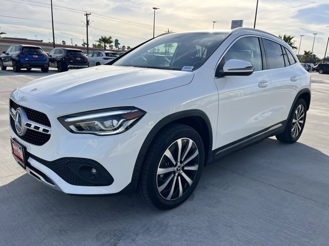 Used 2023 Mercedes-Benz GLA 250 4MATIC w/ Premium Package image 2