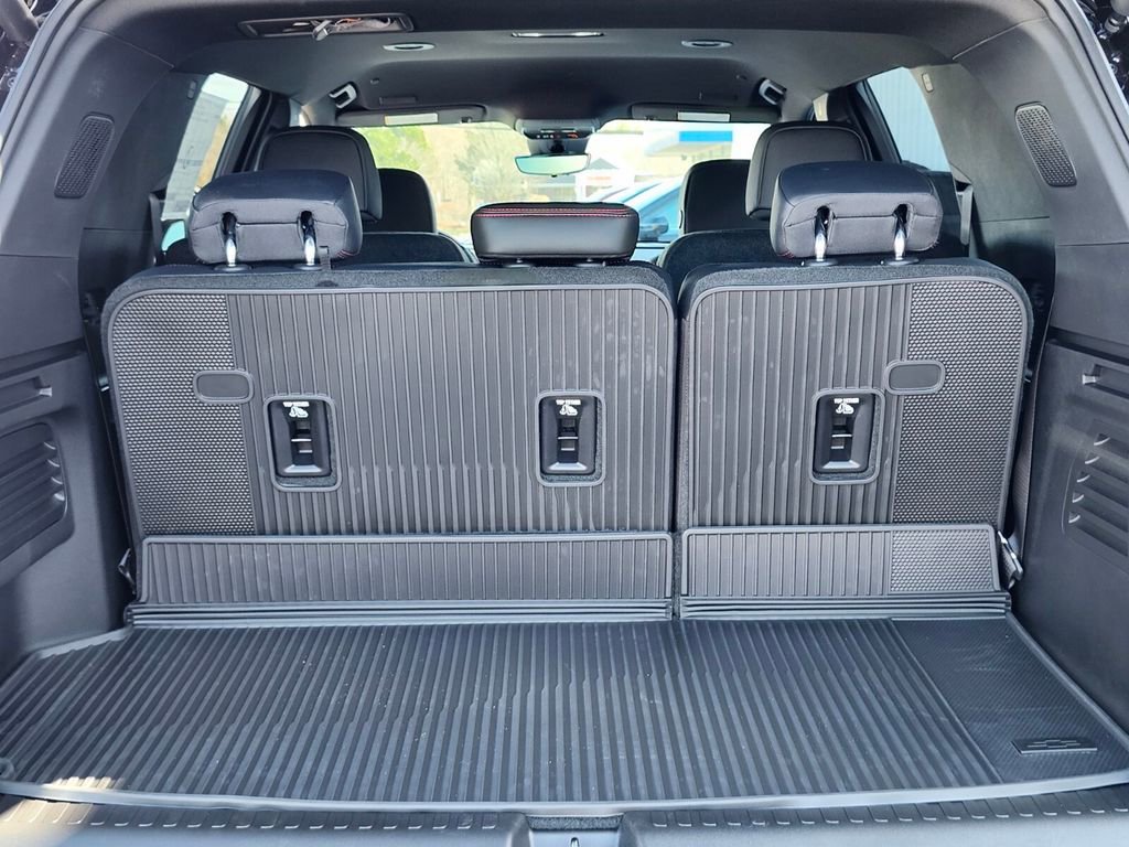 New 2026 Chevrolet Traverse RS w/ LPO, Floor Liner Package image 30